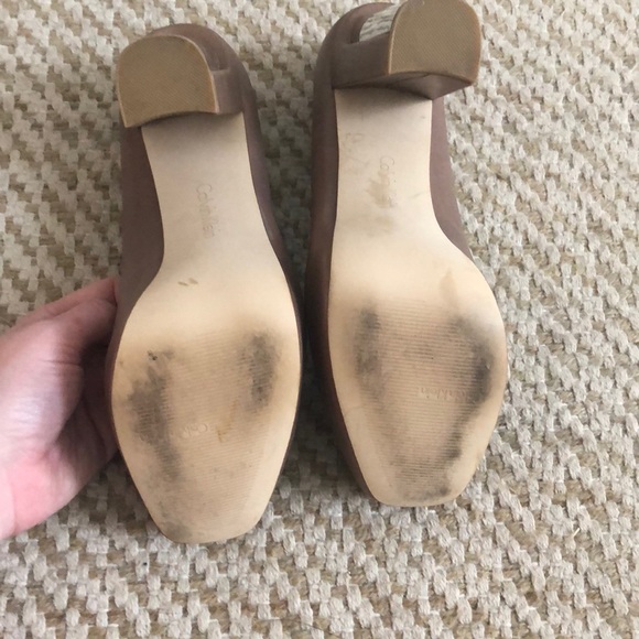 Women’s Calvin Klein “Natasha” heels - Picture 5 of 8